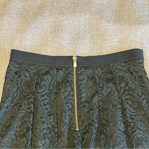 Beautiful HALLHUBER Dark Green Lace skirt, Sz 10.  European brand.